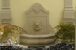 Preview: Dauphin Fountain mit Löwenkopf - Farbe Bath