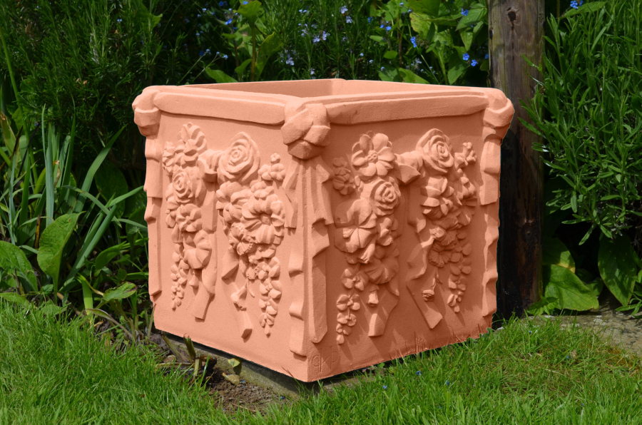 Haddonstone Box - Farbe Terracotta