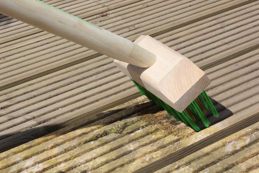 Miracle Decking Brush