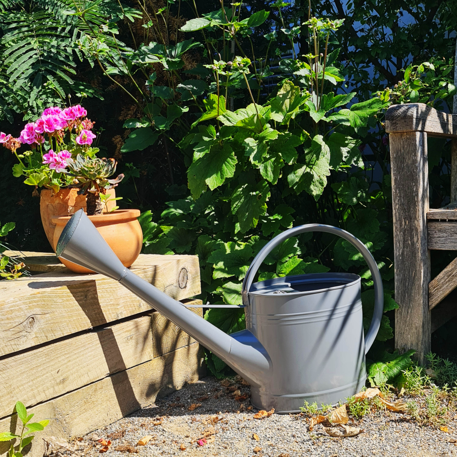 Waterfall Watering Can 9L - Slate