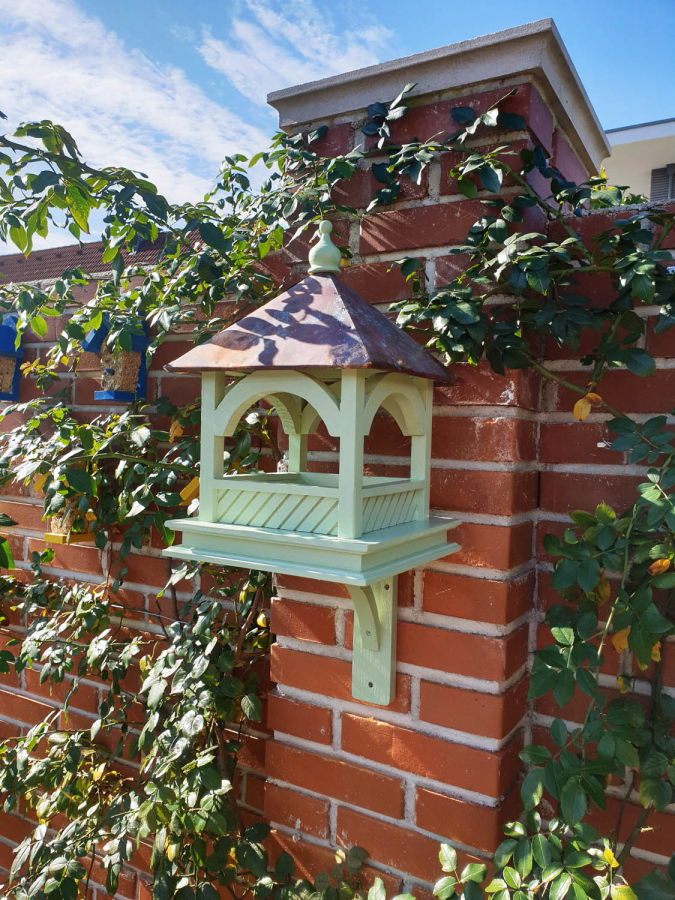 Large Bempton Bird Table