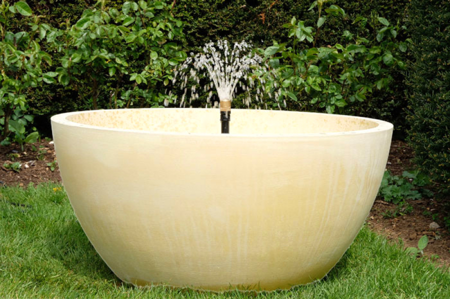 Crucible Bowl Fountain  - Farbe Bath
