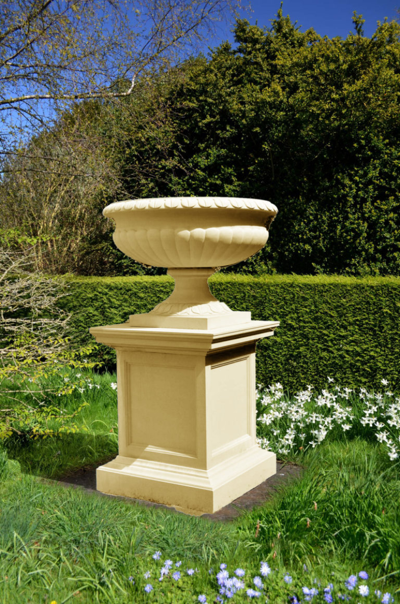 Large Georgian Pedestal - Farbe Bath