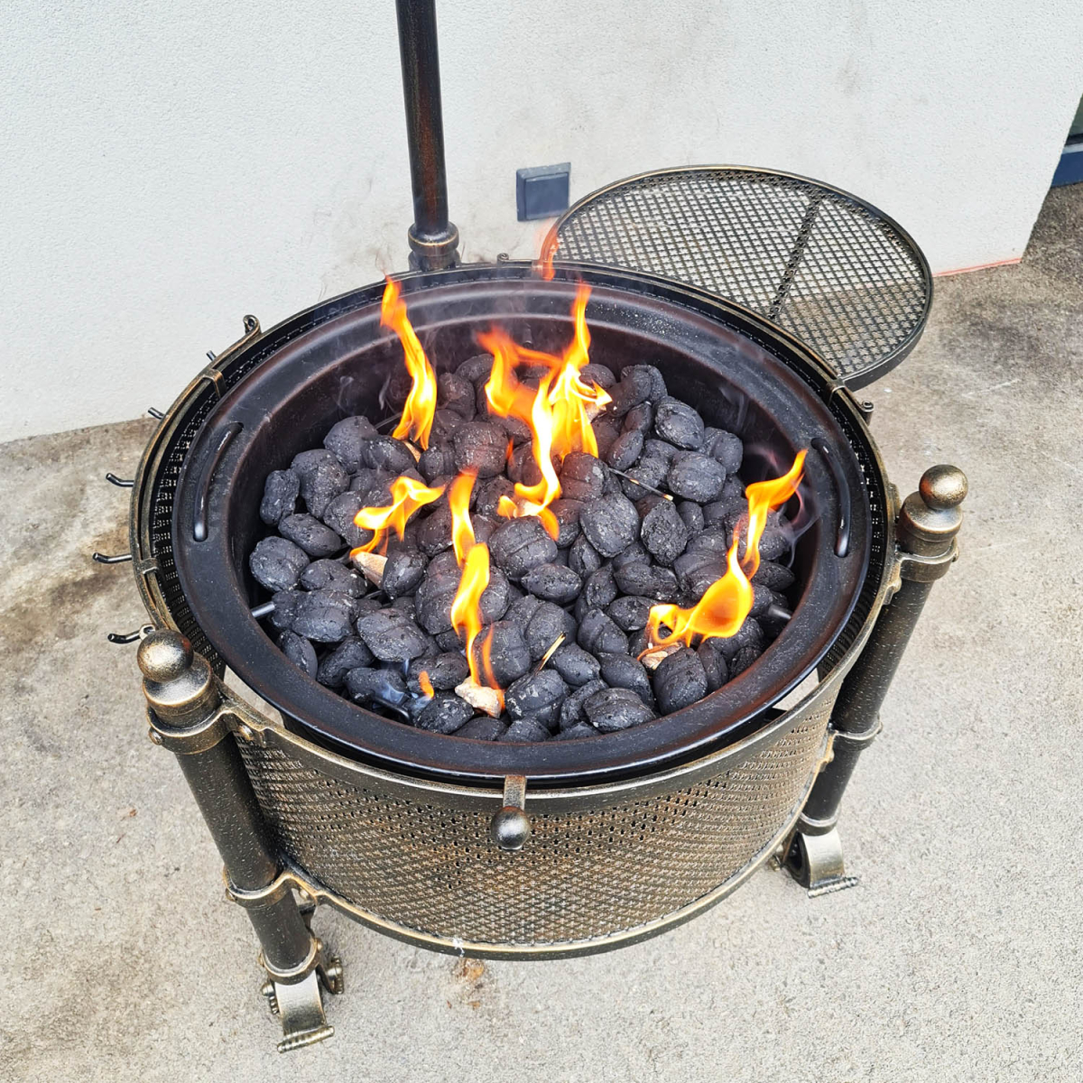 Original Fire Grill - höhenverstellbares Brennstoffgitter für Holz oder Kohle