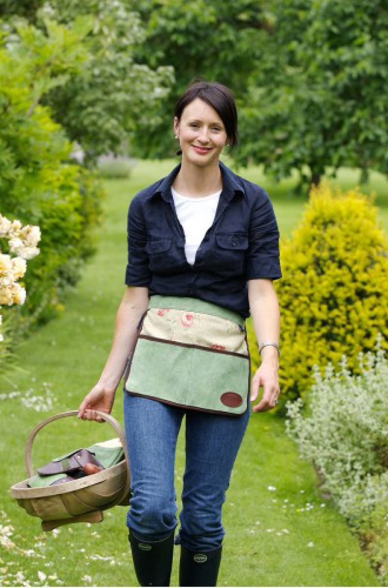 English Rose Leather/Linen Apron Green